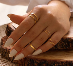 Simple Retro Gold Ring Set