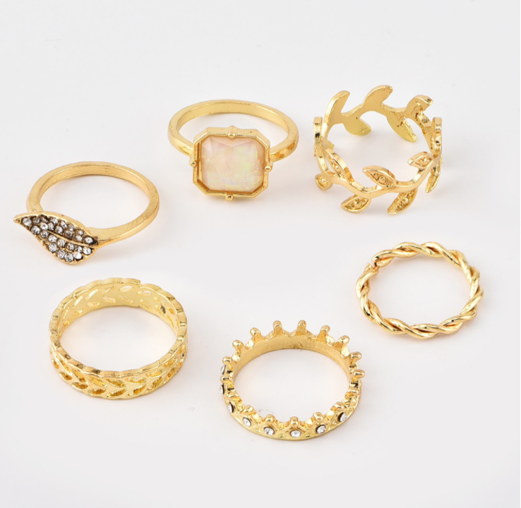 Refined Gold Diamond Ring Set