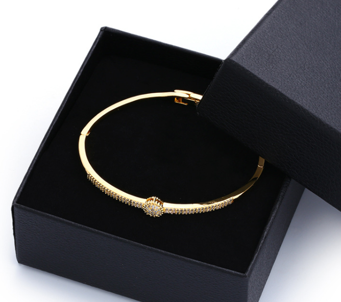 Elegant Diamond Gold Bangle