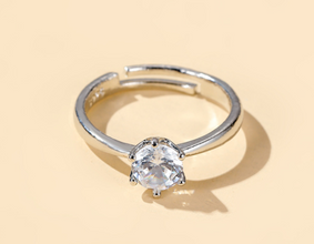 Elegant Diamond Ring