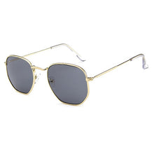 Simple Ceilla Sunglasses - One Size Fits All