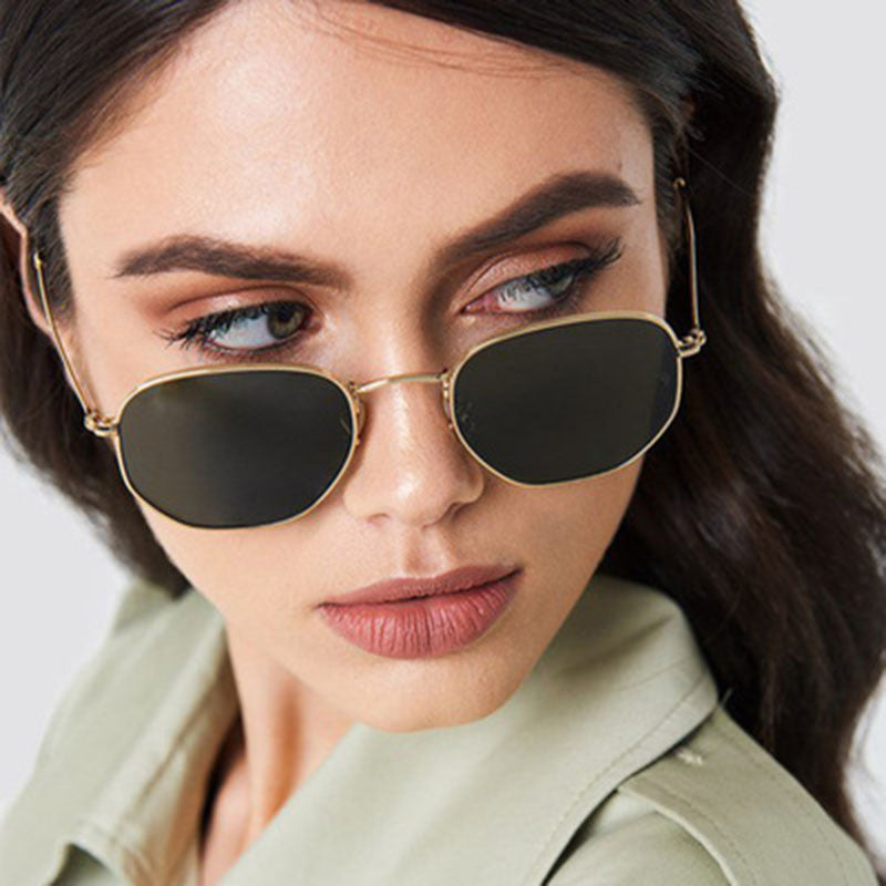 Simple Ceilla Sunglasses - One Size Fits All